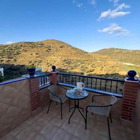 Casa En Torrox, Espana *